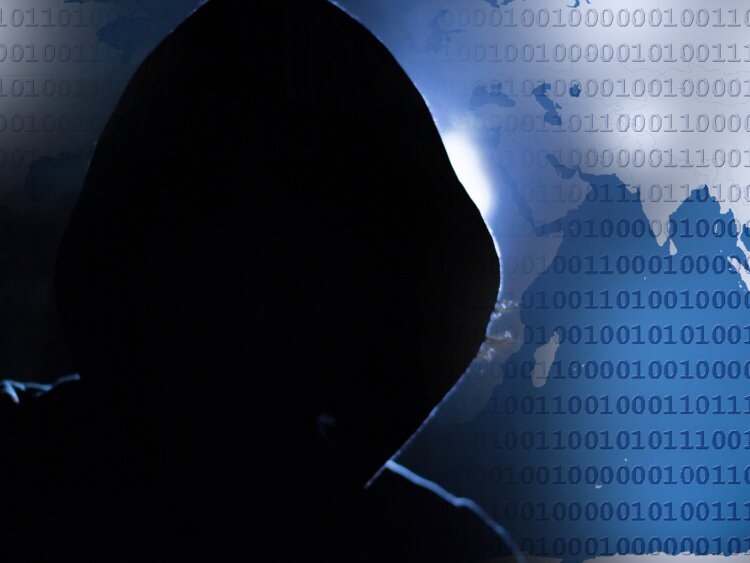 Don't walk the plank with pirated software