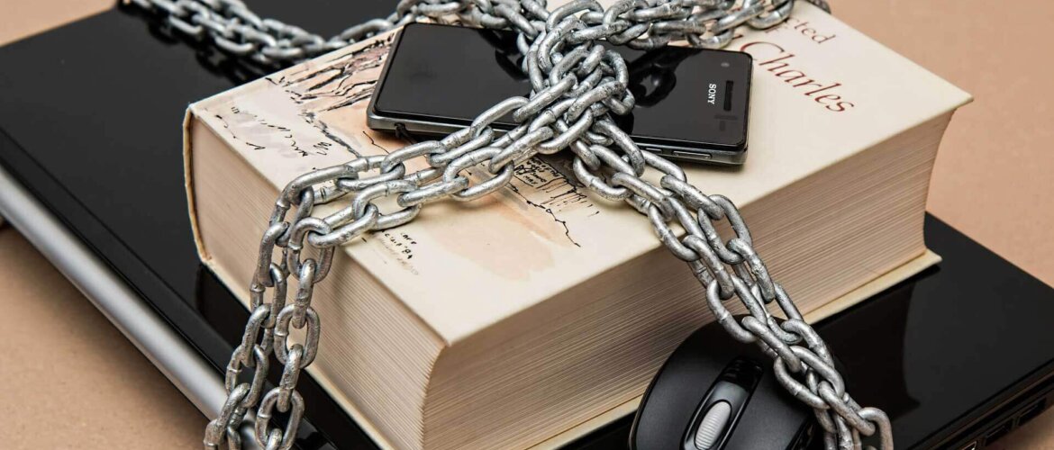 Never-use-your-browsers-password-manager Never use your browsers password manager