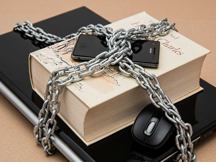 Never use your browsers password manager
